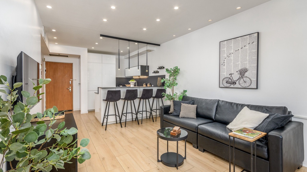 Photo of Livingroom in Nachlaot