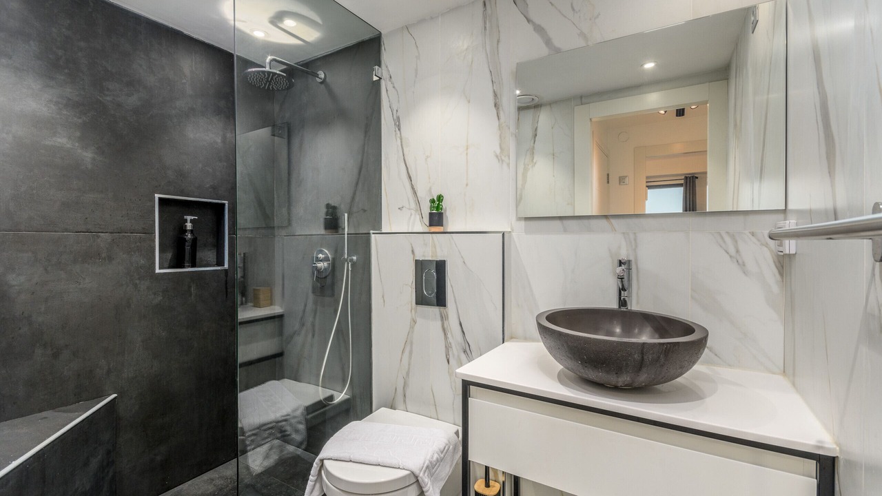Photo of Bathroom in Nachlaot
