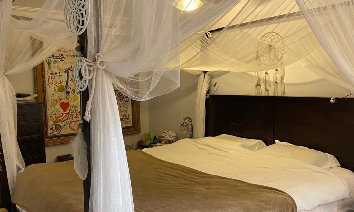 Photo of Bedroom in Caesarea