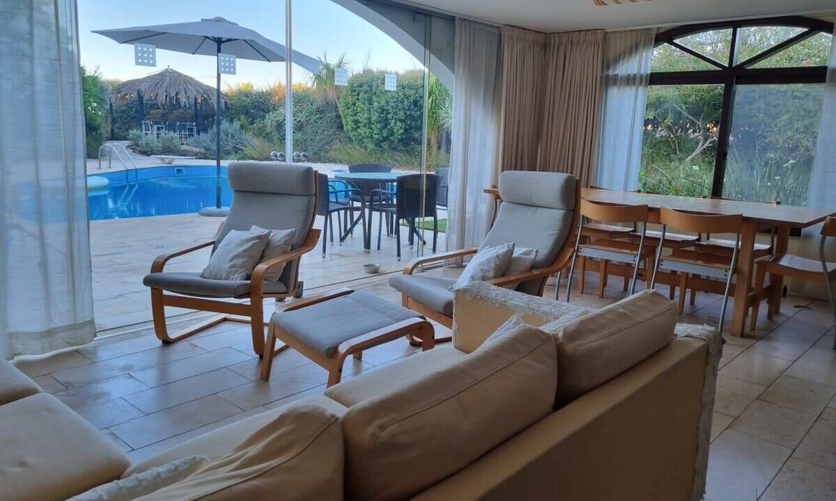 Photo of Livingroom in Caesarea