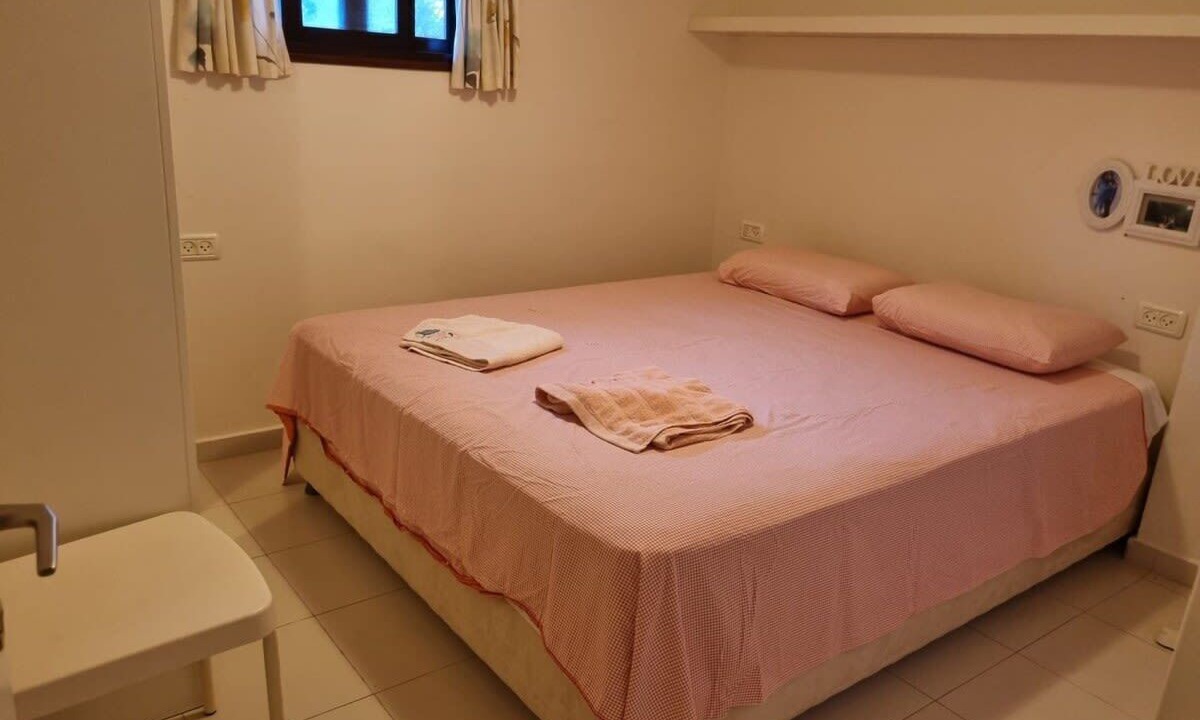 Photo of Bedroom in Caesarea
