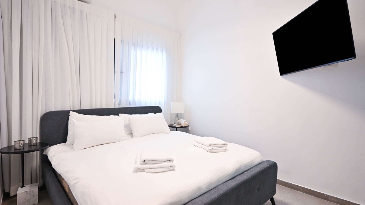 Photo of Bedroom in Tel Aviv City Center