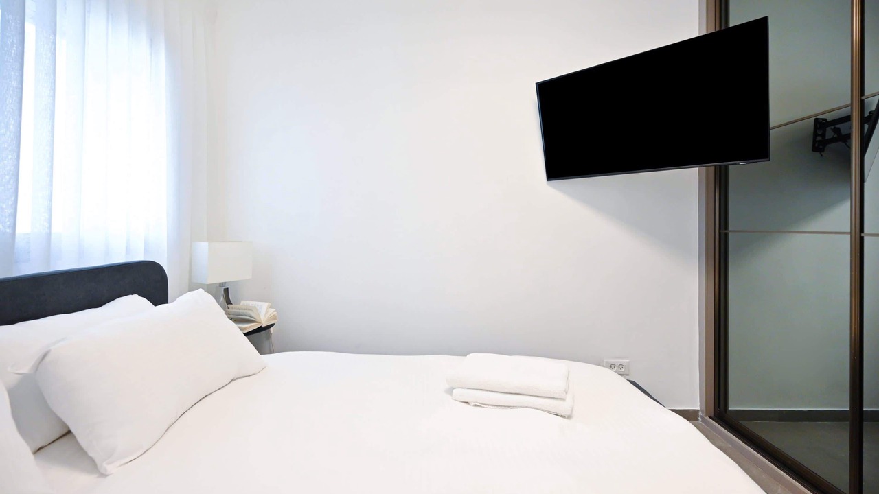 Photo of Bedroom in Tel Aviv City Center