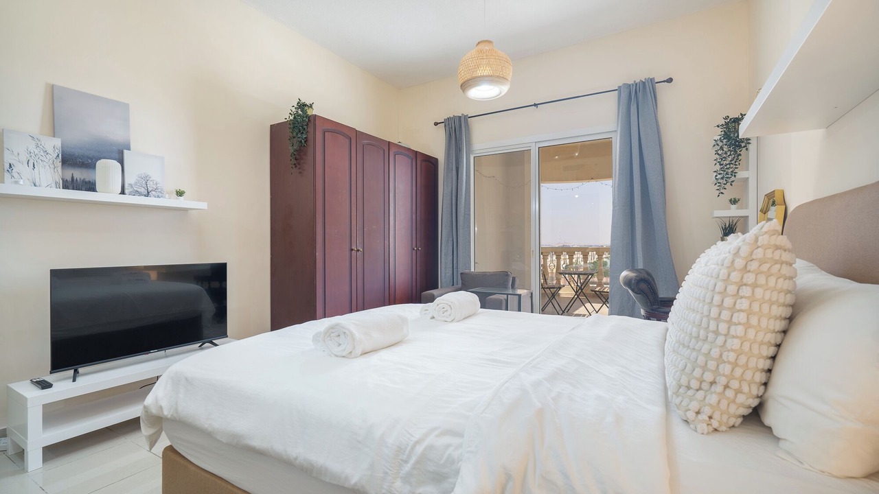 Photo of Bedroom in Al Hamra Village