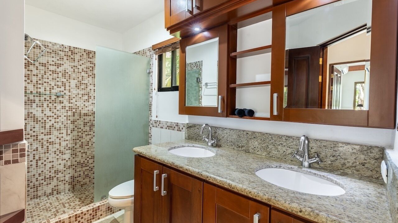 Photo of Bathroom in Coco