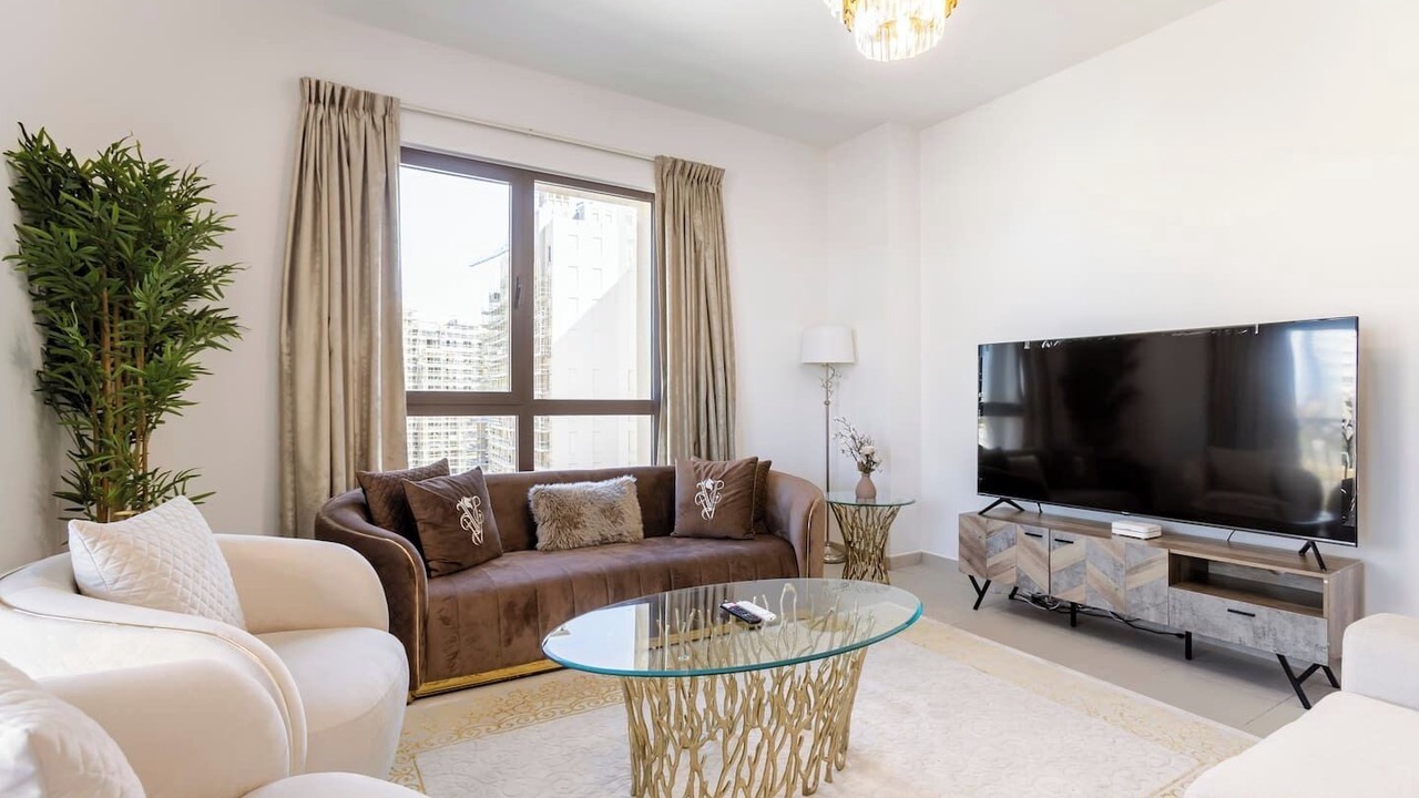 Photo of Livingroom in Umm Suqeim 3