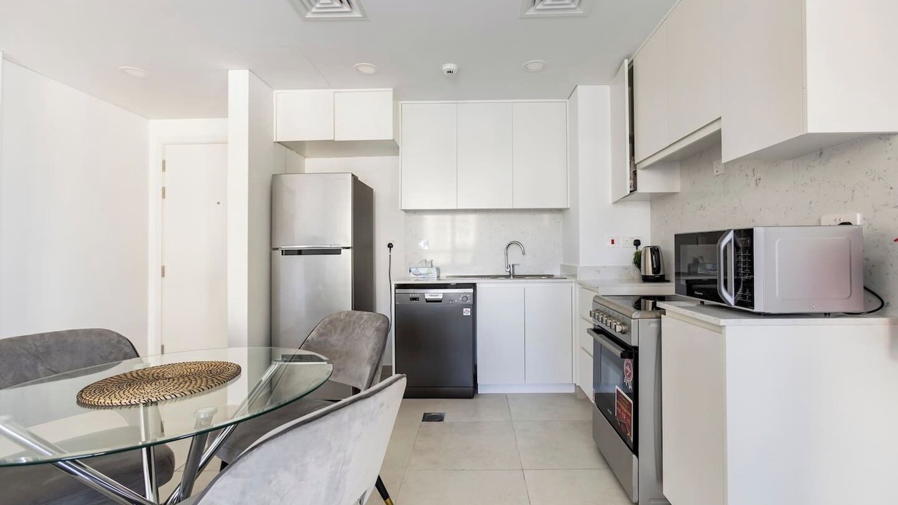 Photo of Kitchen in Umm Suqeim 3