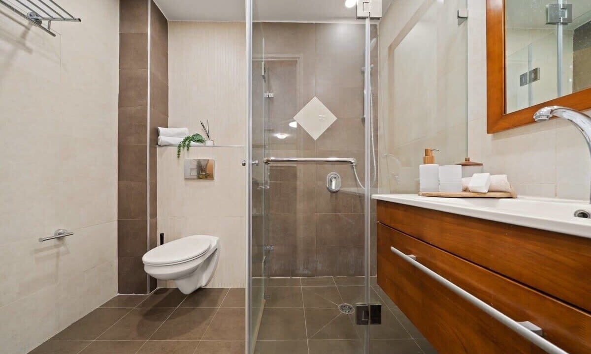 Photo of Bathroom in Mamilla