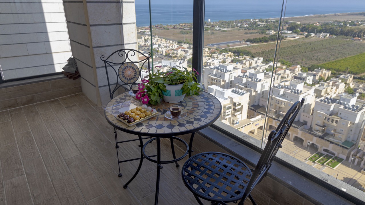 Photo of Outdoor in Acre