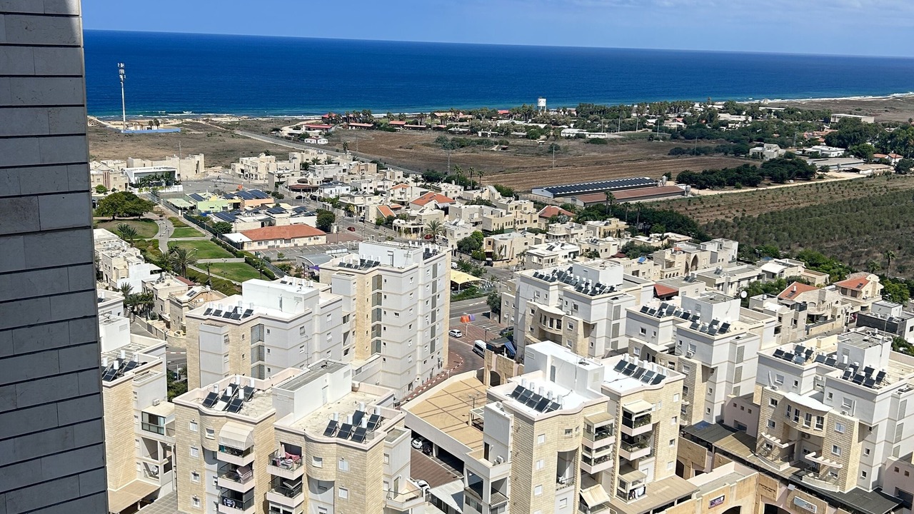Photo of Outdoor in Acre