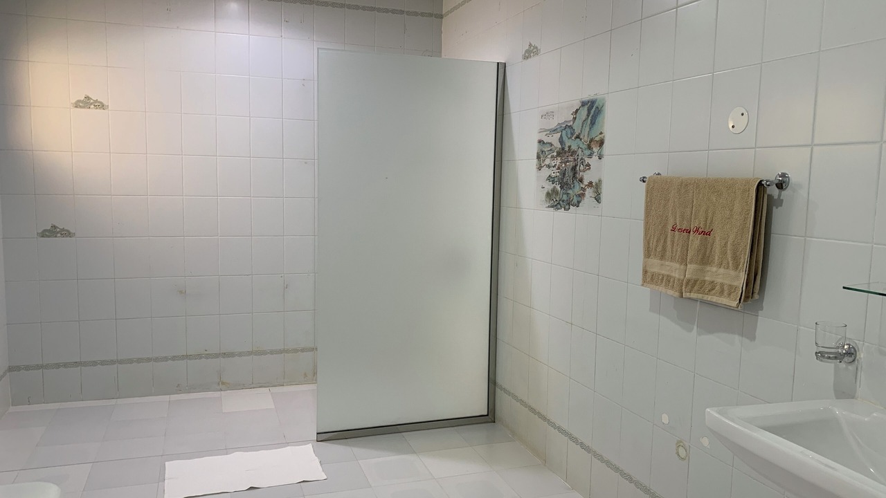 Photo of Bathroom in Qurm