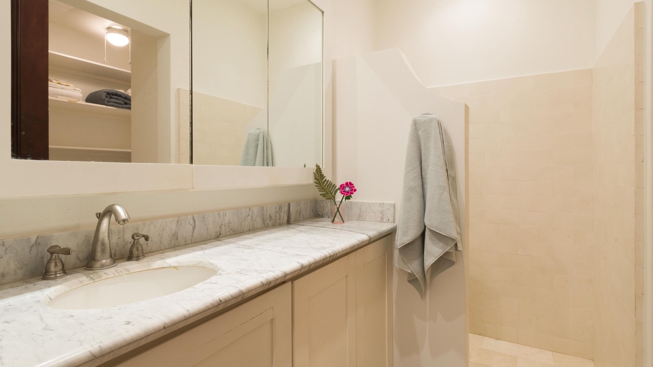 Photo of Bathroom in Potrero