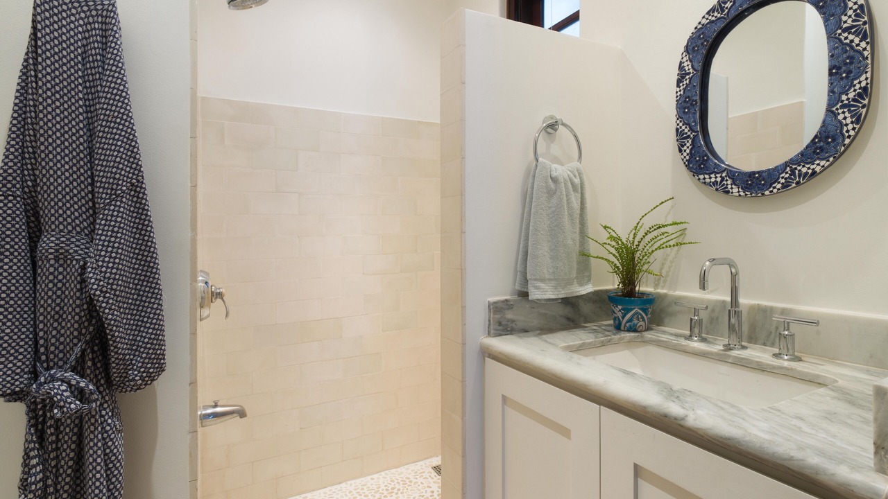 Photo of Bathroom in Potrero