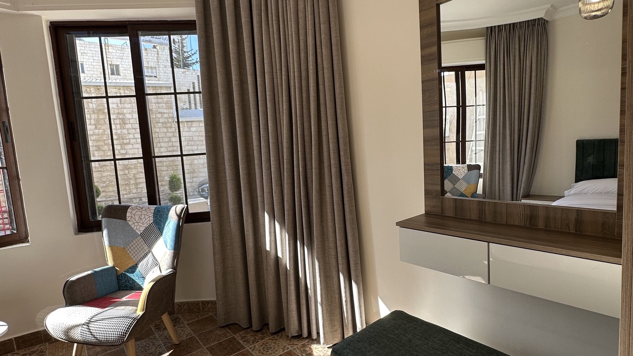 Photo of Bedroom in Al Abdali