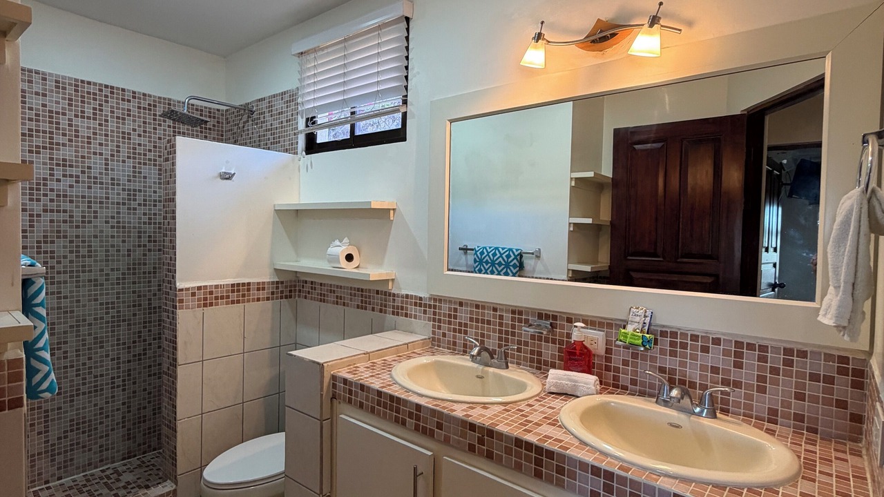Photo of Bathroom in Coco Sunset Hills