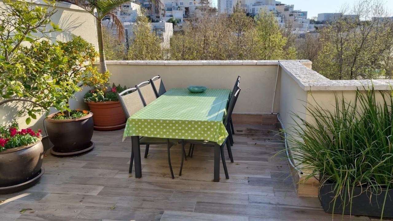 Photo of Outdoor in Modi'in-Maccabim-Re'ut