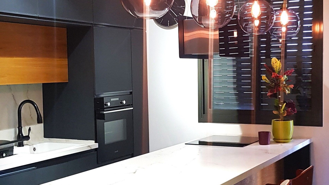 Photo of Kitchen in Giv'atayim