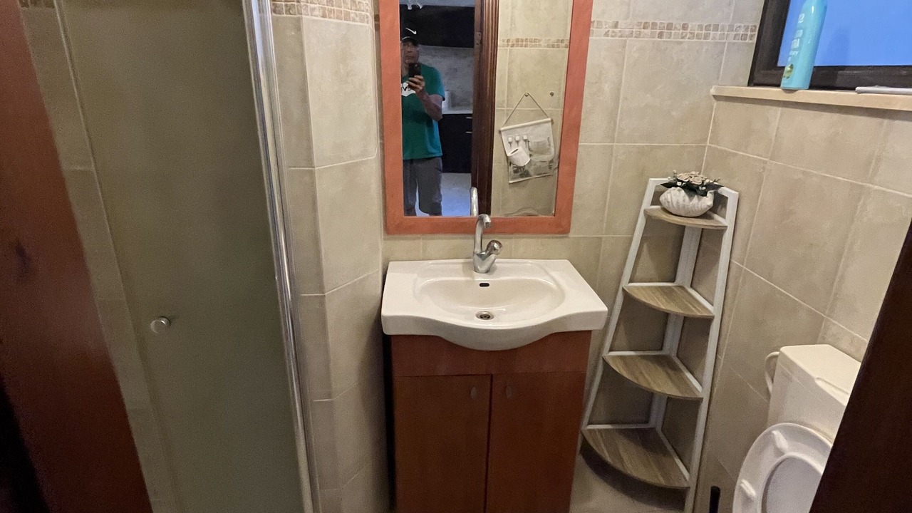 Photo of Bathroom in Yanuv