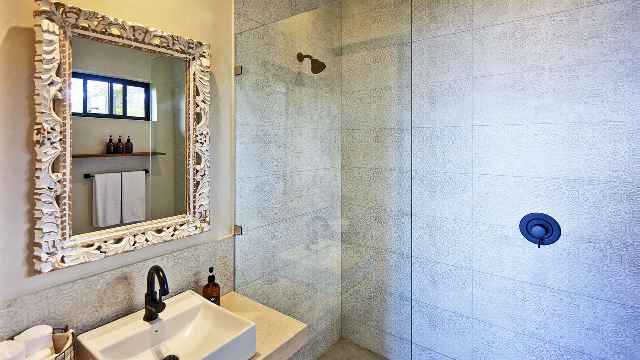 Photo of Bathroom in Barrio Las Playitas