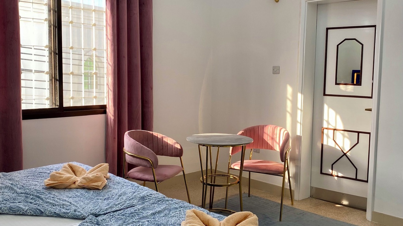 Photo of Bedroom in Qurm