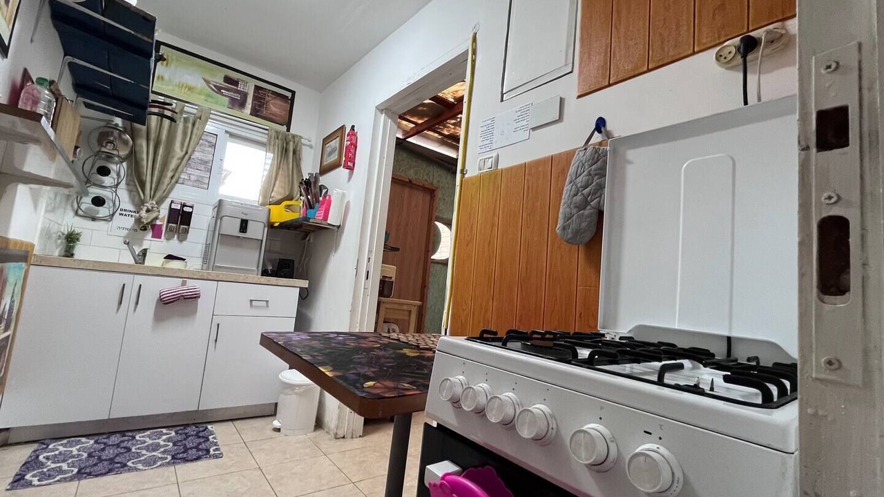 Photo of Kitchen in Neot HaKikar
