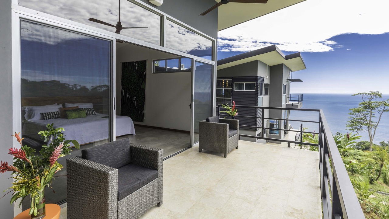 Photo of Patio Balcony in Dominical