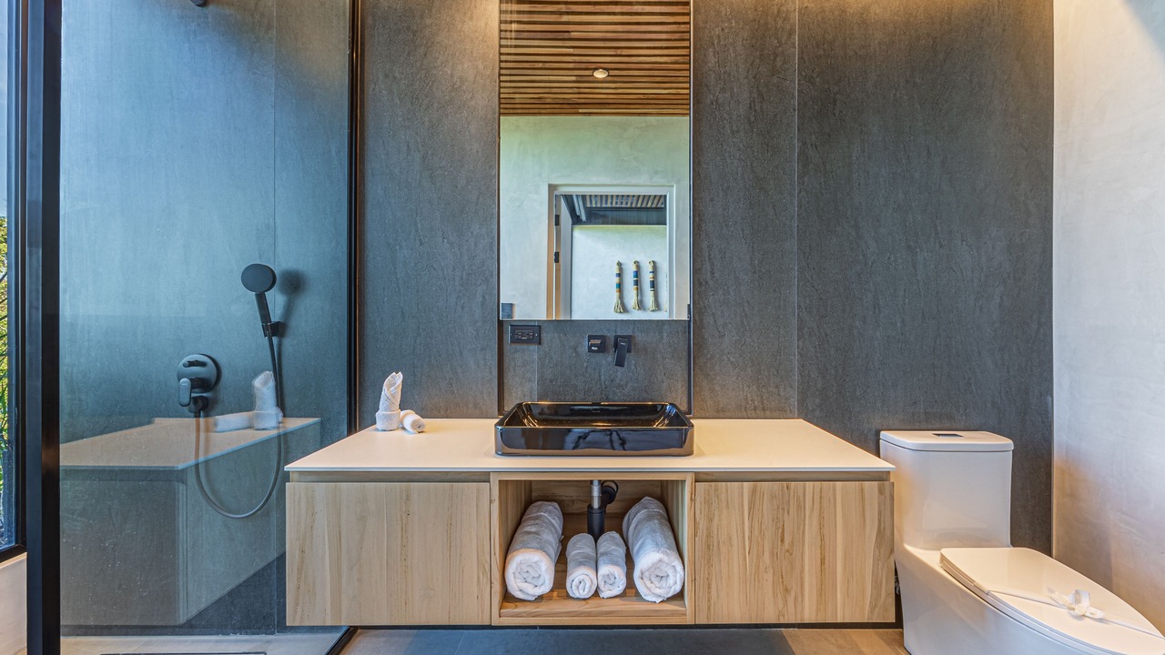 Photo of Bathroom in Marina Vista