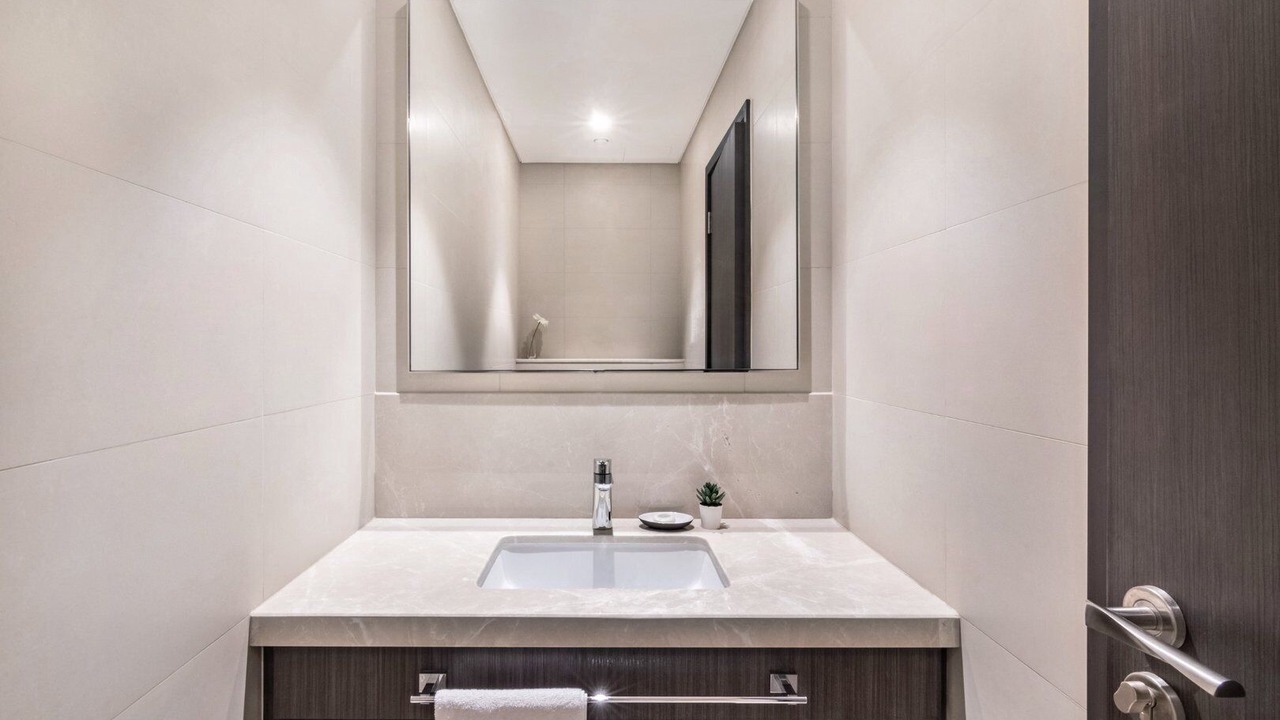 Photo of Bathroom in Za'abeel 2