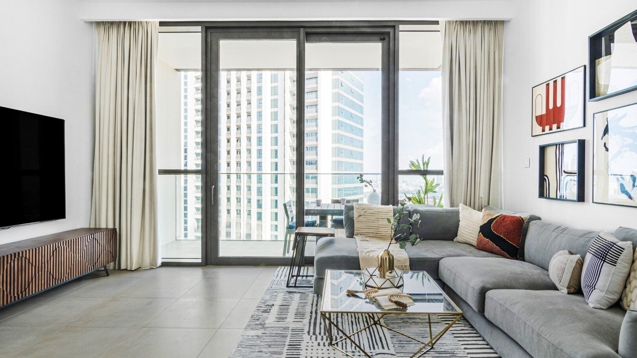 Photo of Livingroom in Za'abeel 2