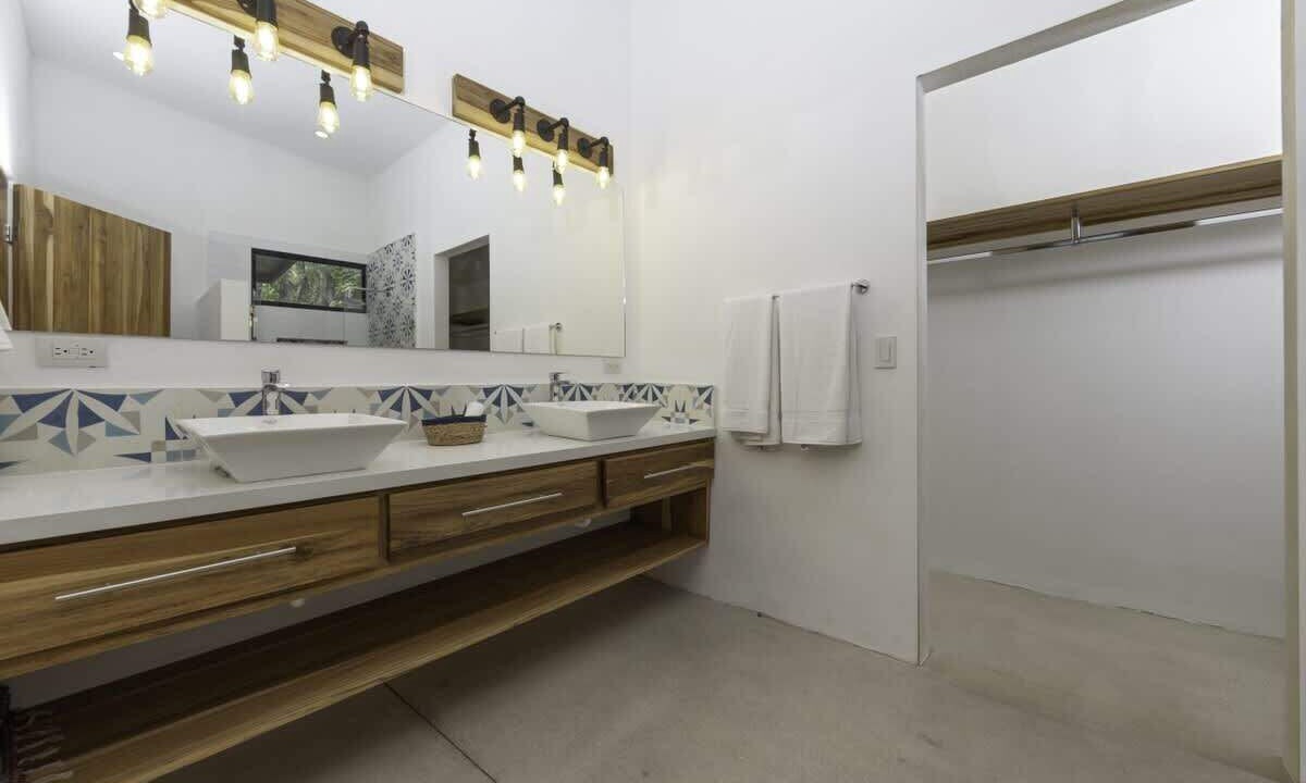 Photo of Bathroom in Playa Grande