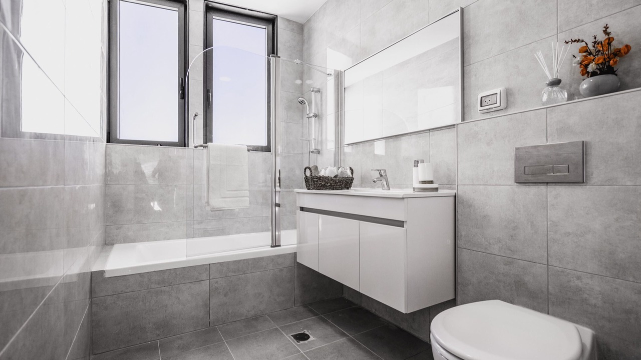 Photo of Bathroom in Nachlaot