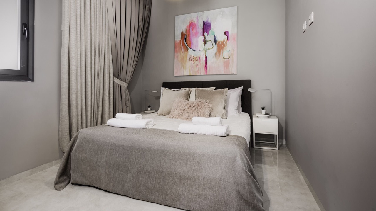 Photo of Bedroom in Nachlaot