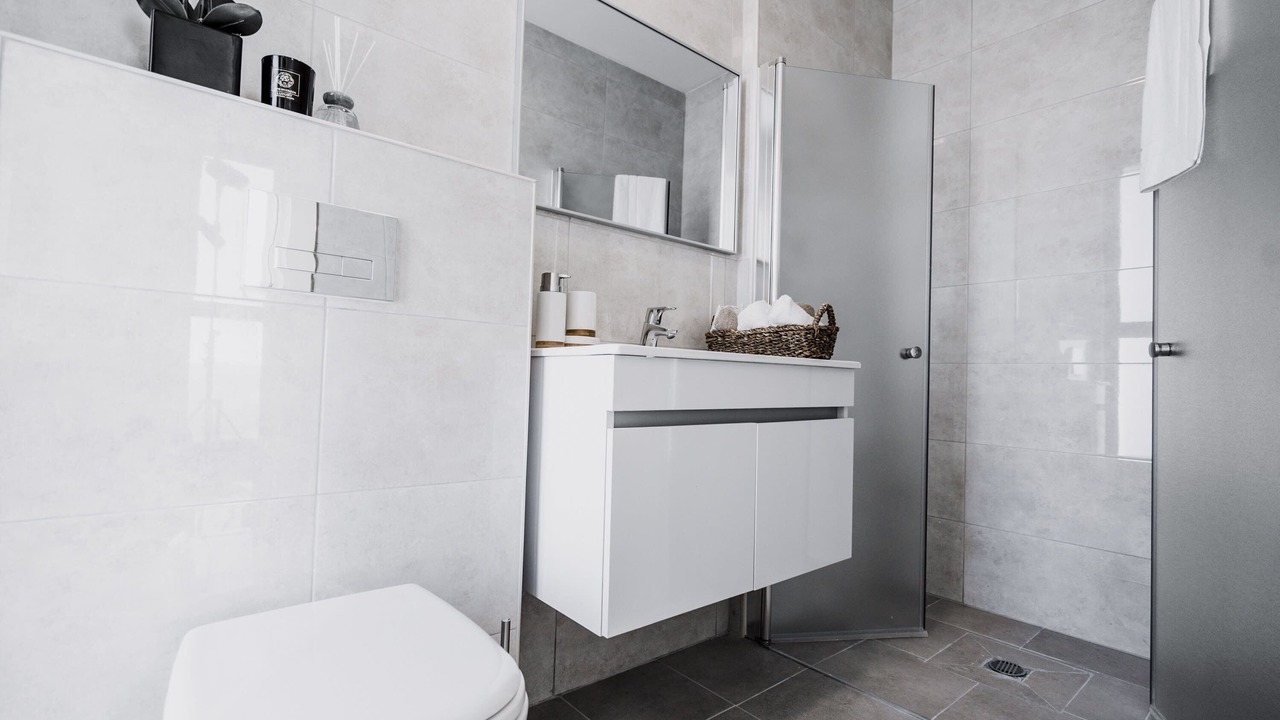 Photo of Bathroom in Nachlaot