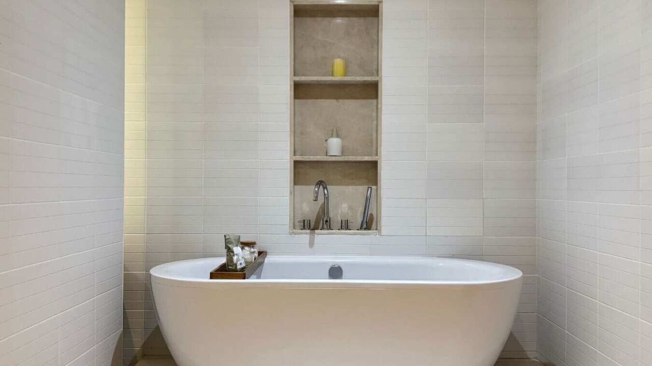 Photo of Bathroom in Al Raha Beach