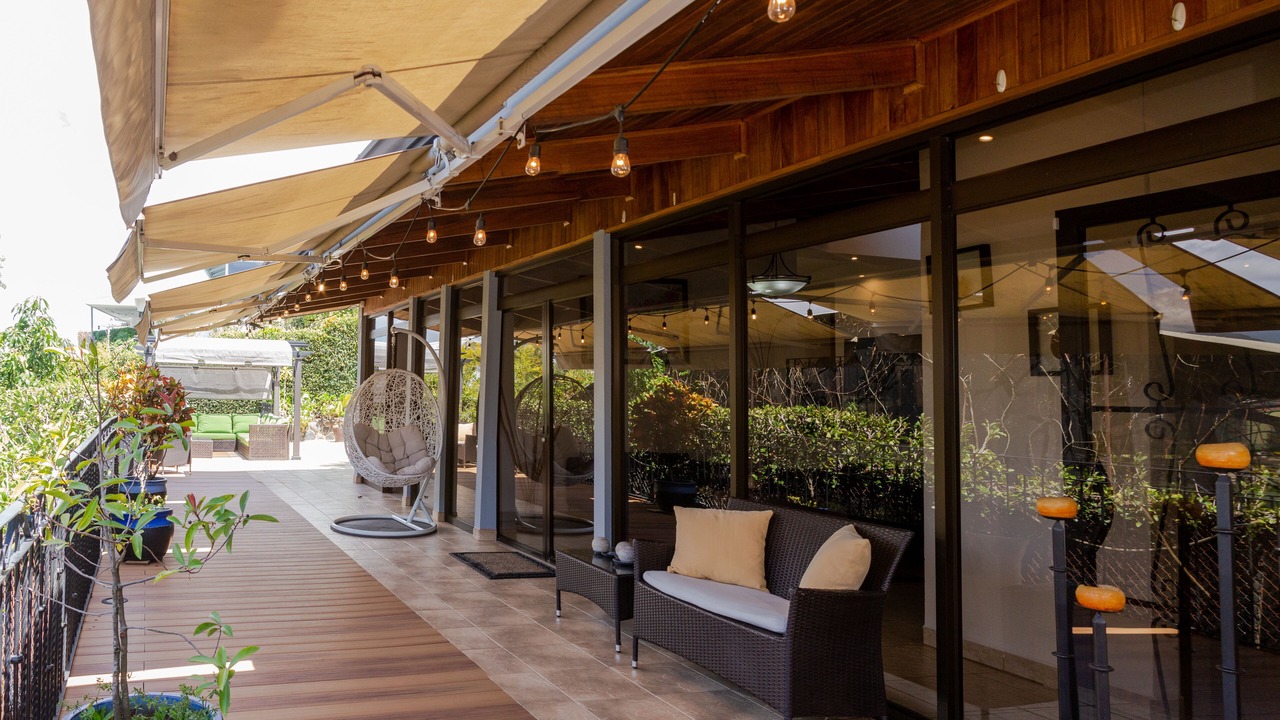 Photo of Patio Balcony in Roble