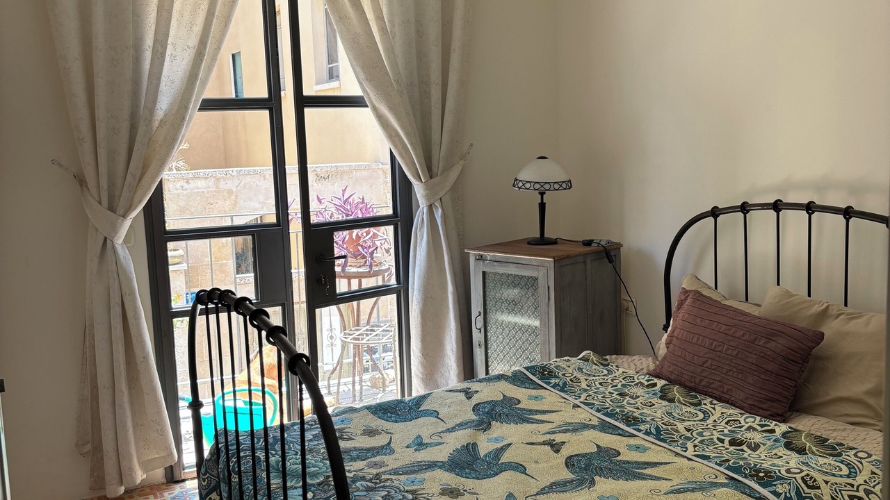 Photo of Bedroom in Jaffa