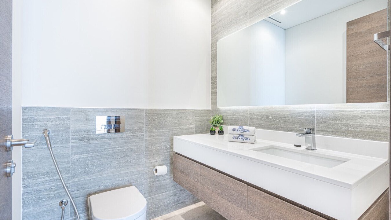 Photo of Bathroom in Dubai Maritime City