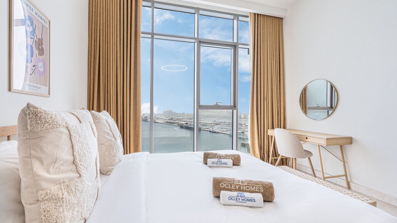 Photo of Bedroom in Dubai Maritime City