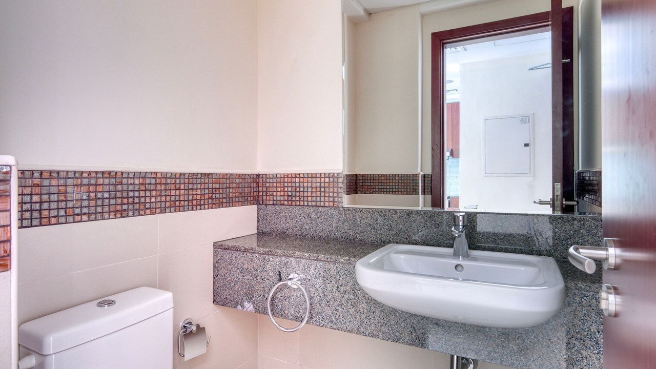 Photo of Bathroom in Jadaf