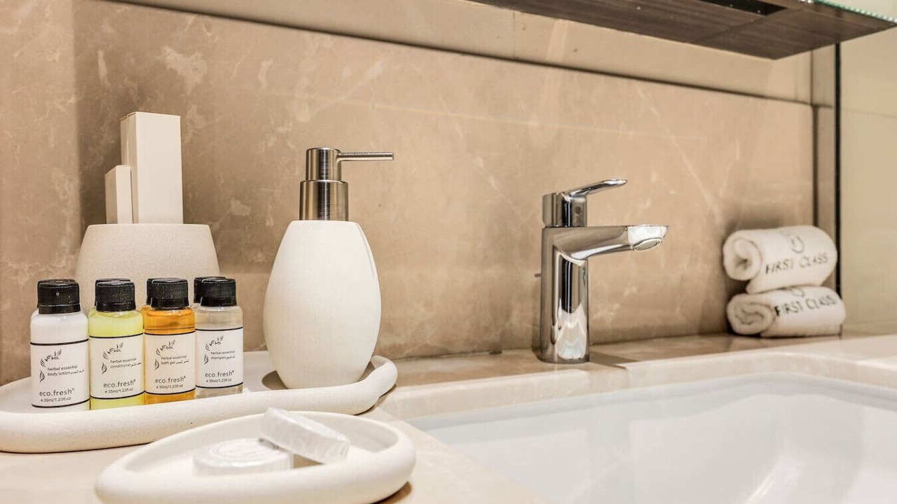 Photo of Bathroom in Za'abeel 2