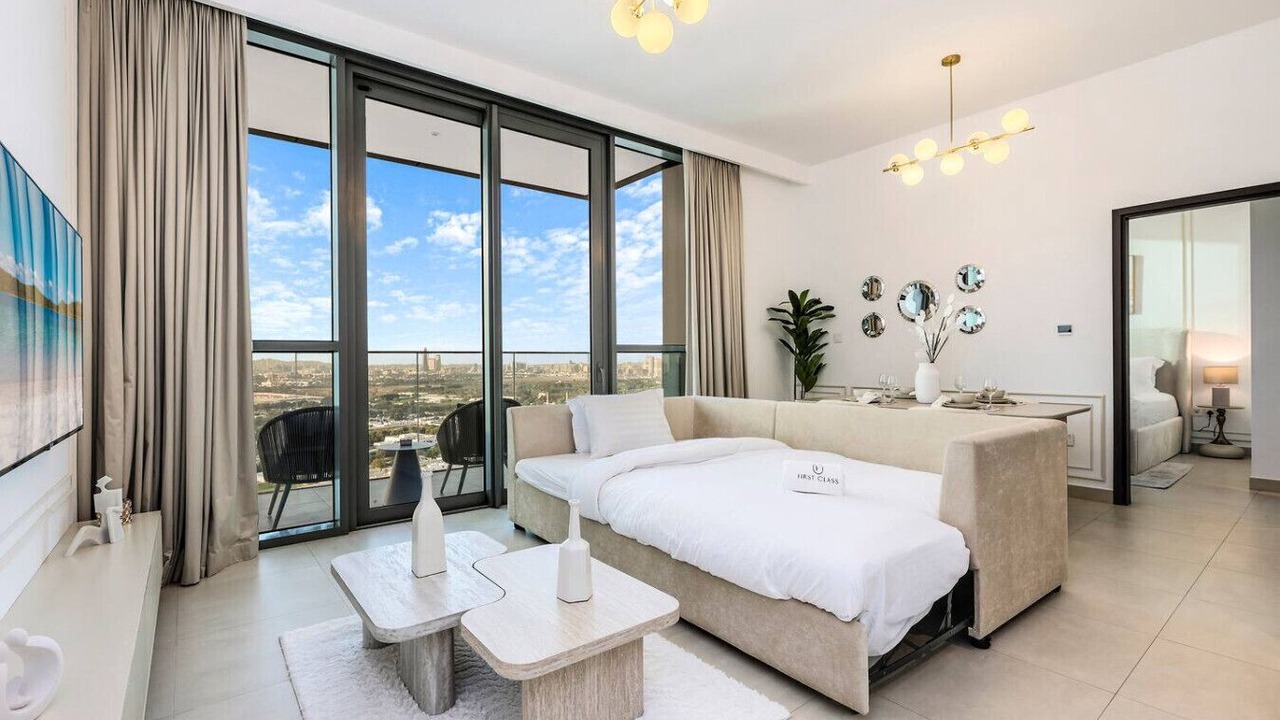 Photo of Bedroom in Za'abeel 2