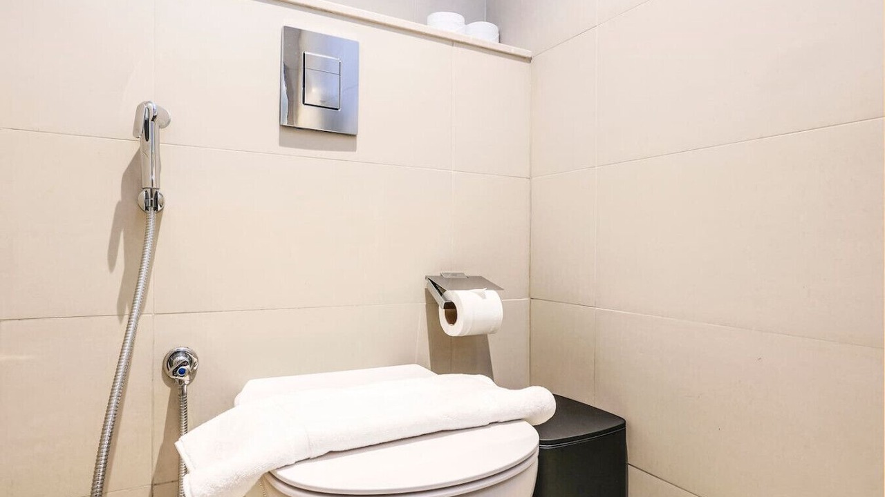 Photo of Bathroom in Za'abeel 2