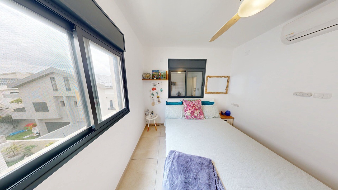 Photo of Bedroom in Shlomi