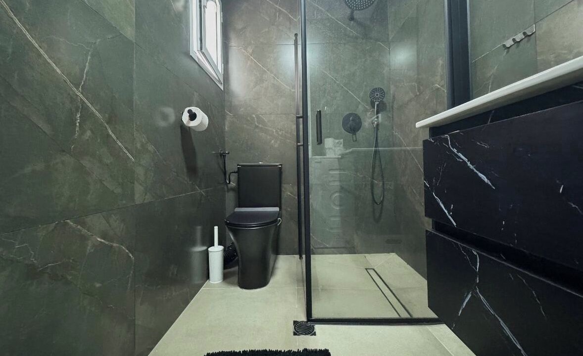 Photo of Bathroom in Kiryat Yam
