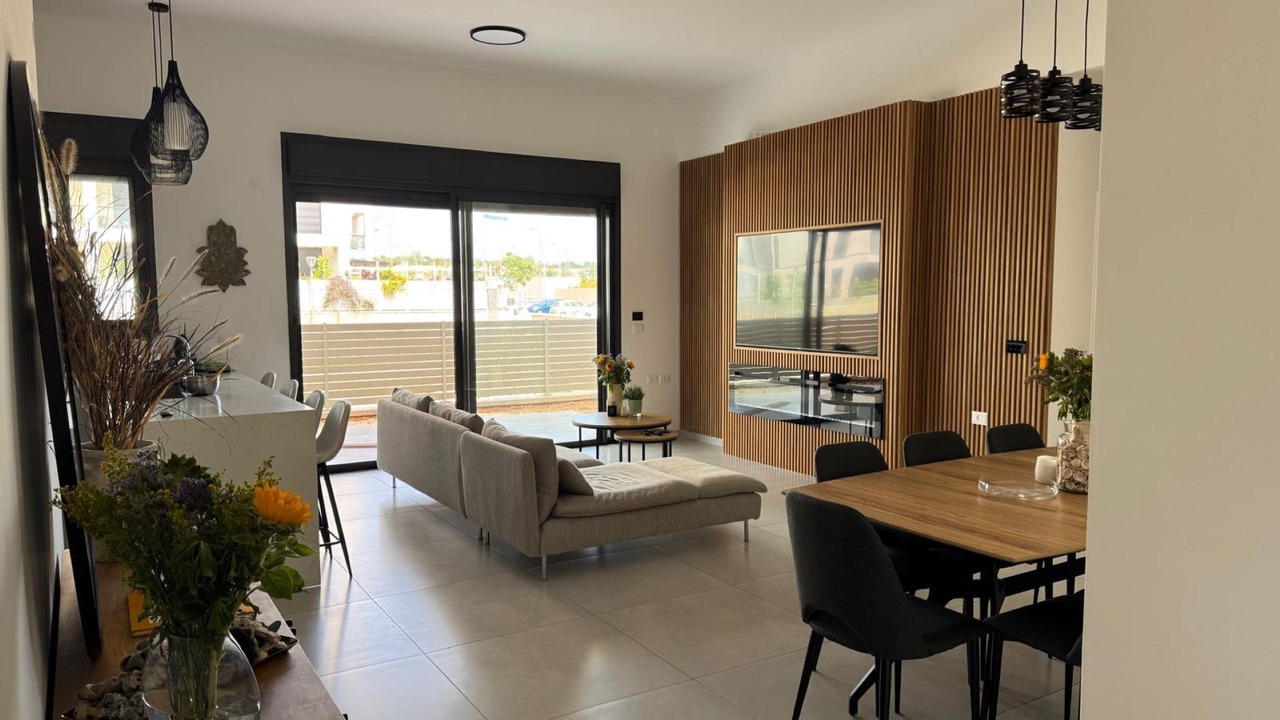 Photo of Livingroom in Or Akiva