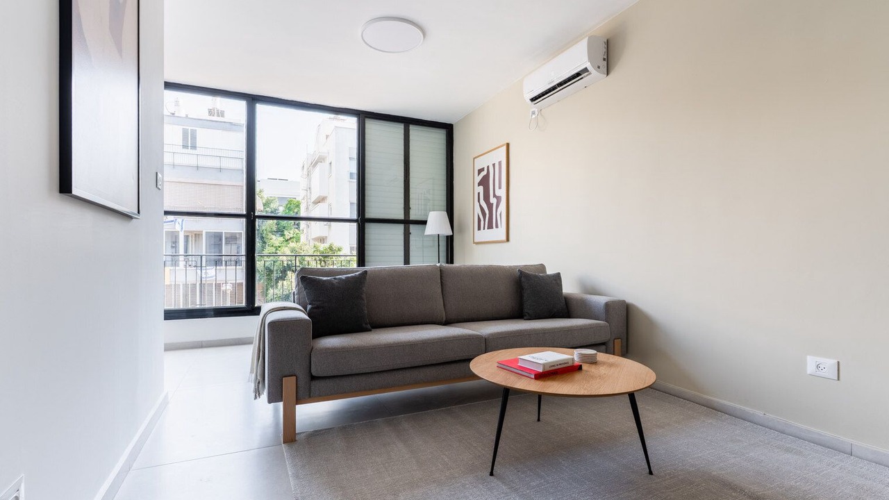 Photo of Livingroom in Old North