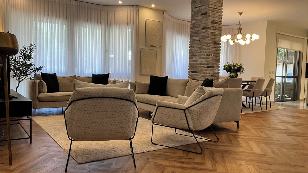 Photo of Livingroom in Caesarea