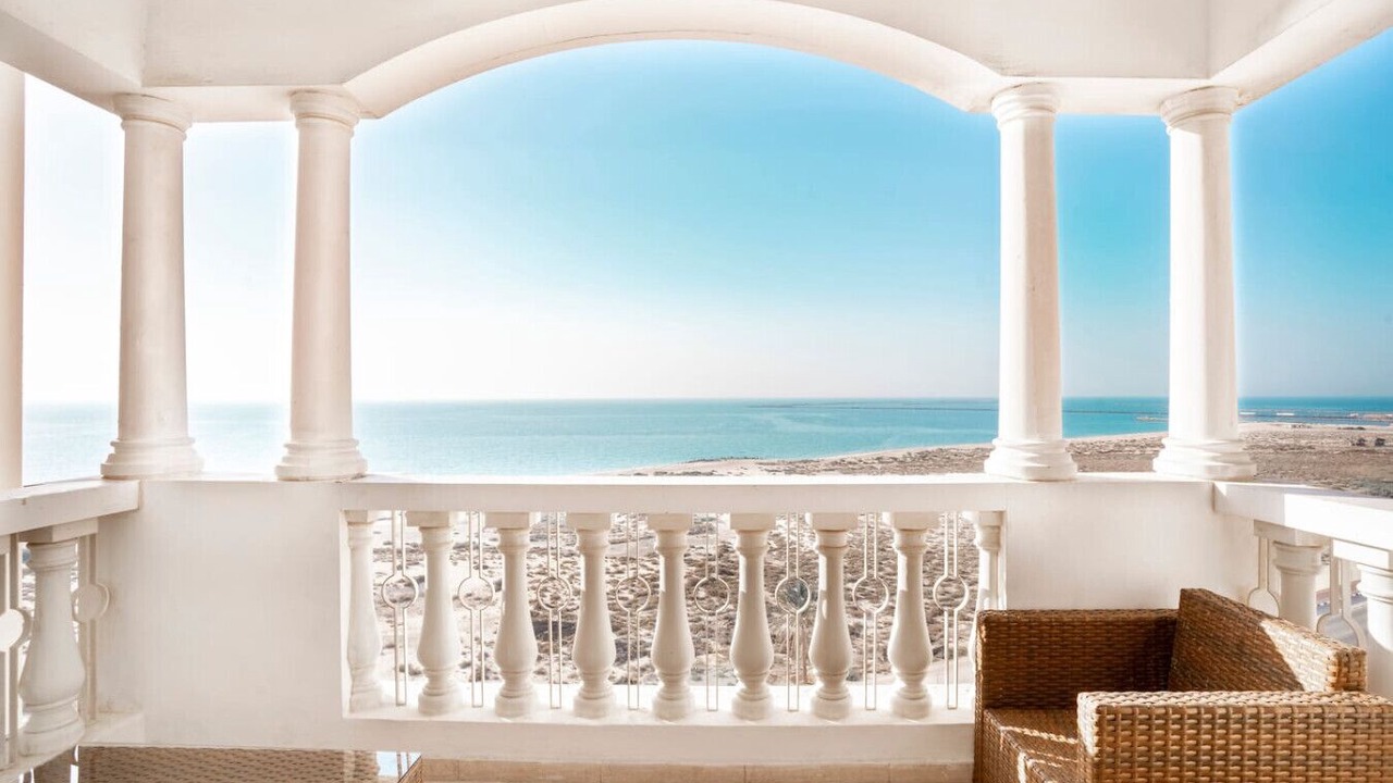 Photo of Patio Balcony in Al Hamra Village