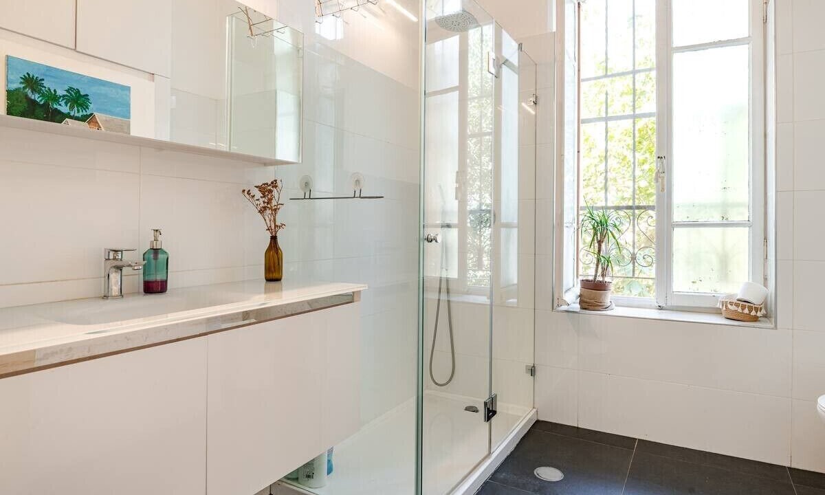 Photo of Bathroom in Mamilla