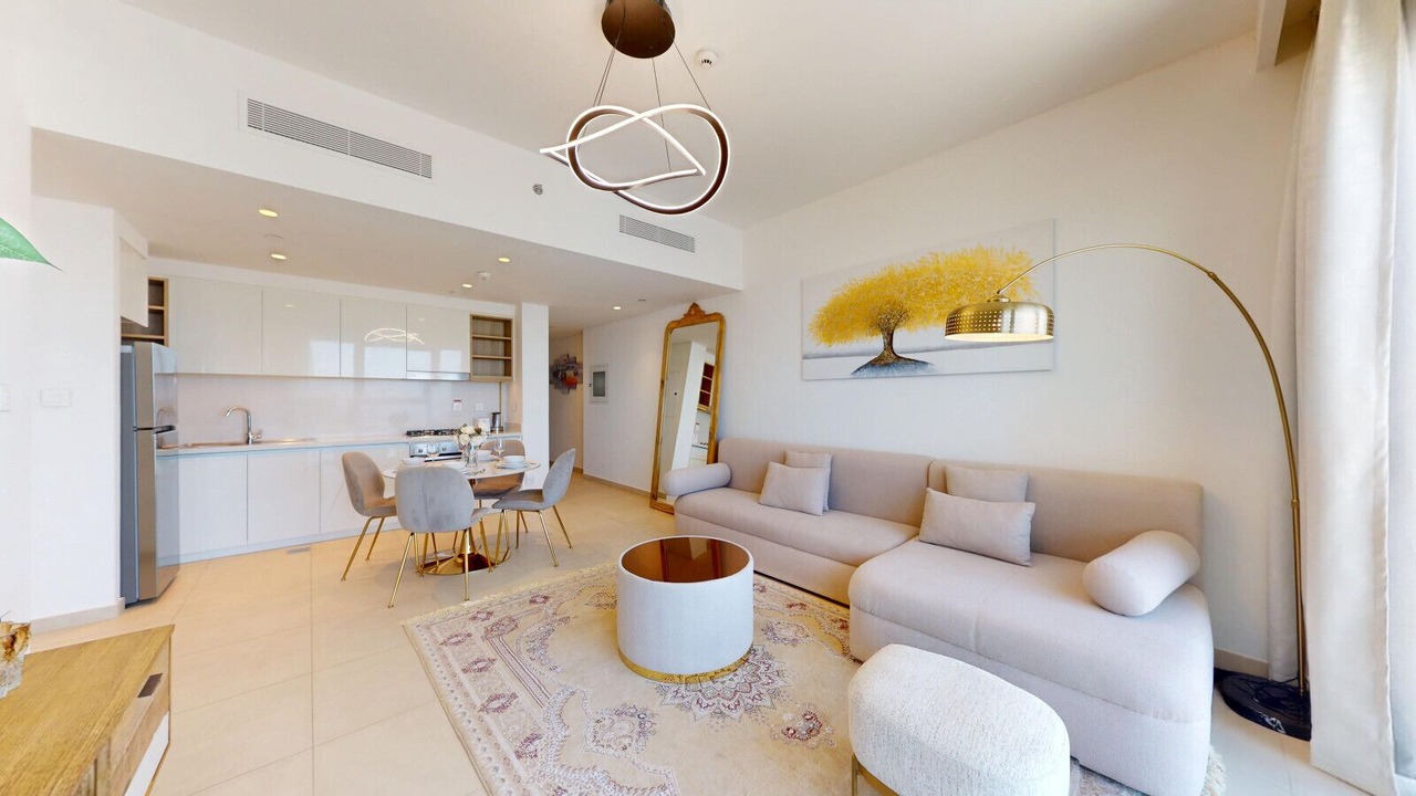 Photo of Livingroom in Za'abeel 2